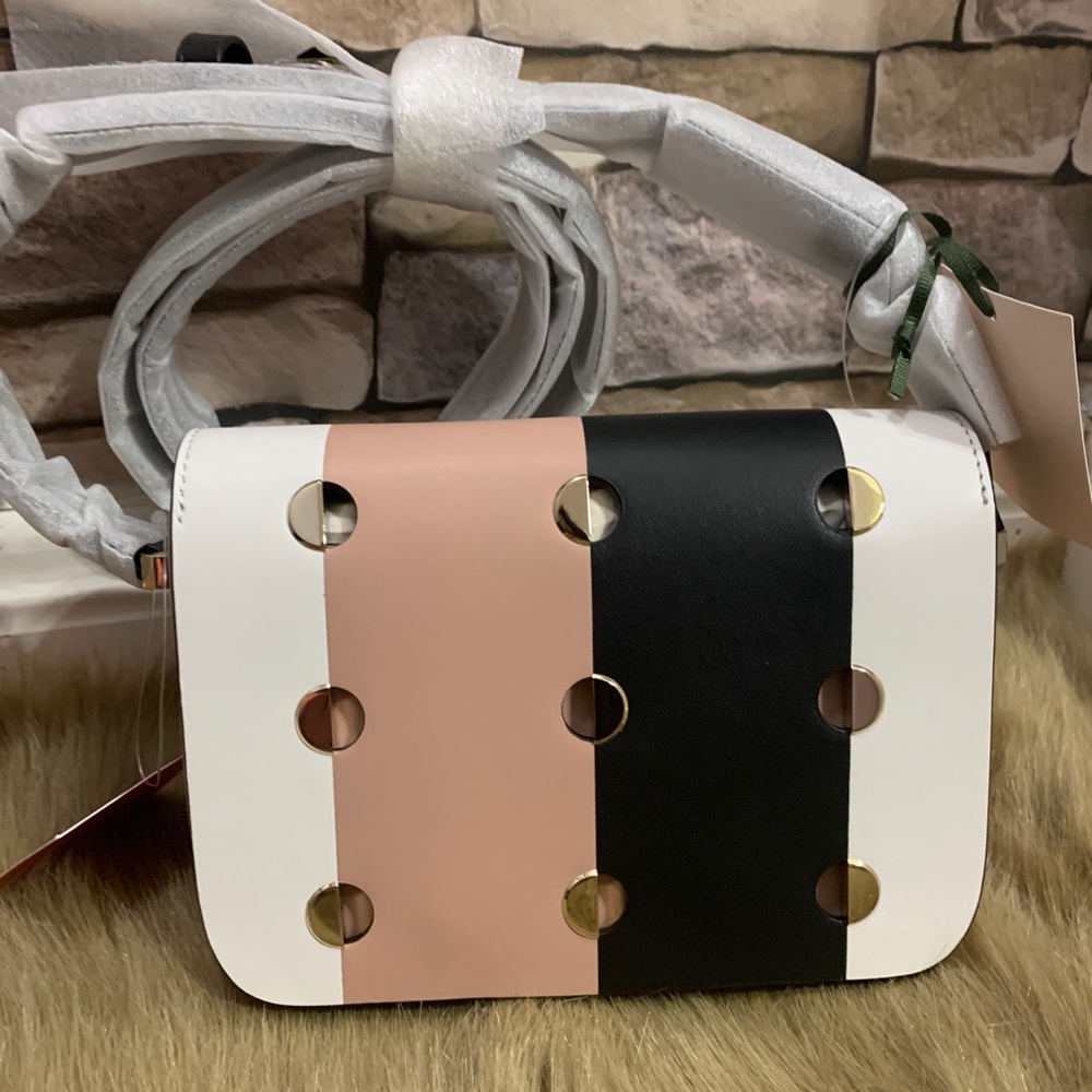 RARE🔥Authentic Kate Spade Italian leather flap Crosby🌹